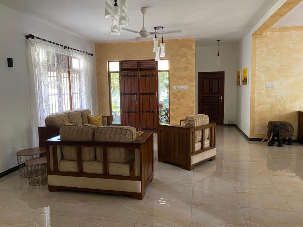 Villa Alex Beruwala Ngoại thất bức ảnh